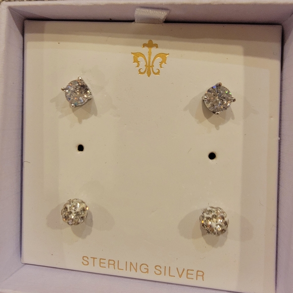Silver Stud Earrings Set - Picture 2 of 2